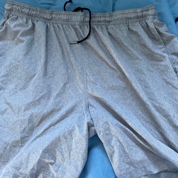 Shorts - Picture 1 of 3